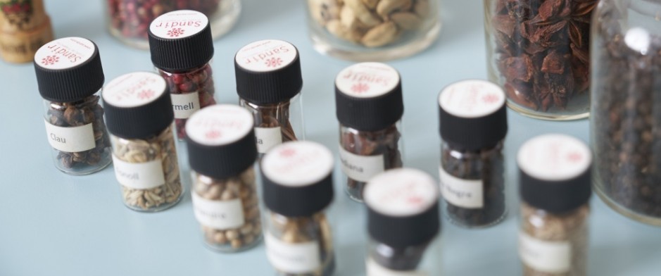 Ciencia y Tecnología de los Perfumes (Universidad de Barcelona)
